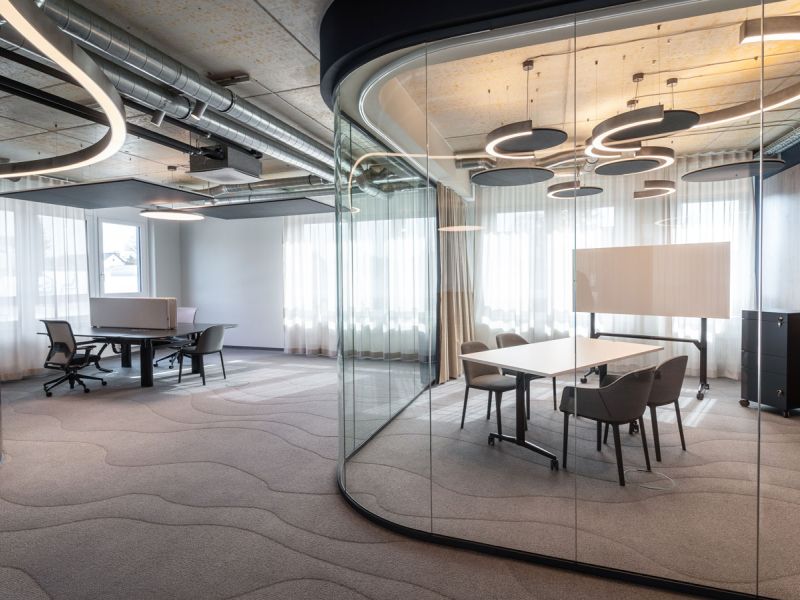 Gestalten Sie Ihre Geschäftsräume passgenau – heute und morgen. Passen Sie Ihr Büro exakt an Ihre aktuellen Anforderungen an