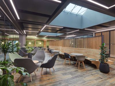 Moderne Büroflächen im Businesspark EUROCOM Nürnberg nahe der NürnbergMesse
